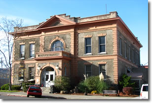 Picture of City Hall in the Dalles