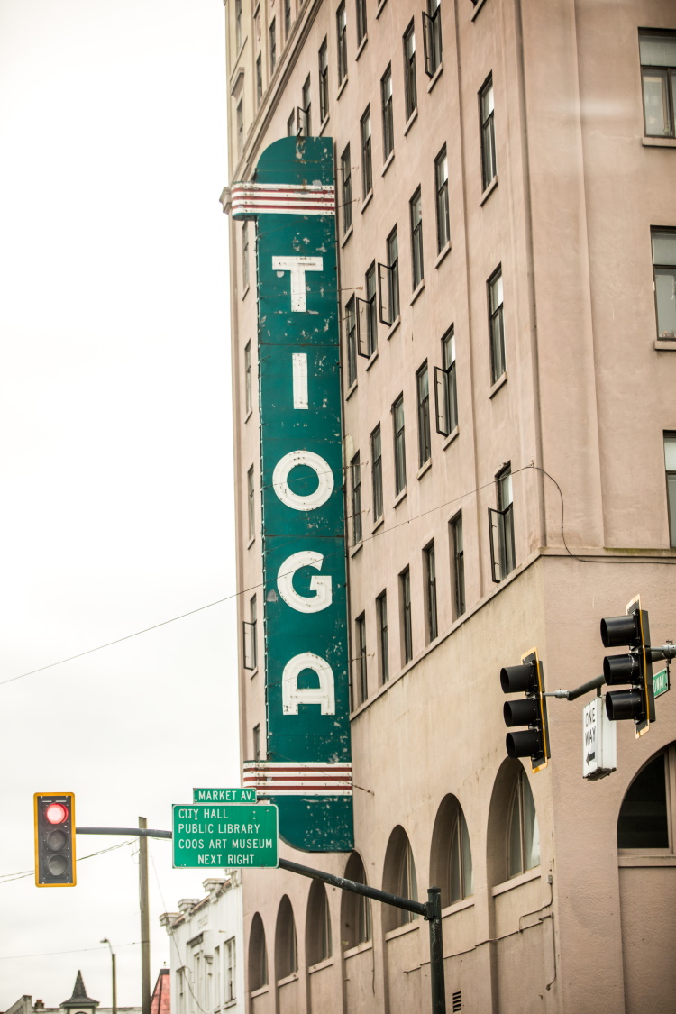 Image of the Coos Bay Tioga Hotel