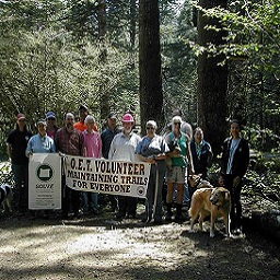 Photo of volunteers at SOLV event