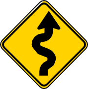 Señal de carretera sinuosa