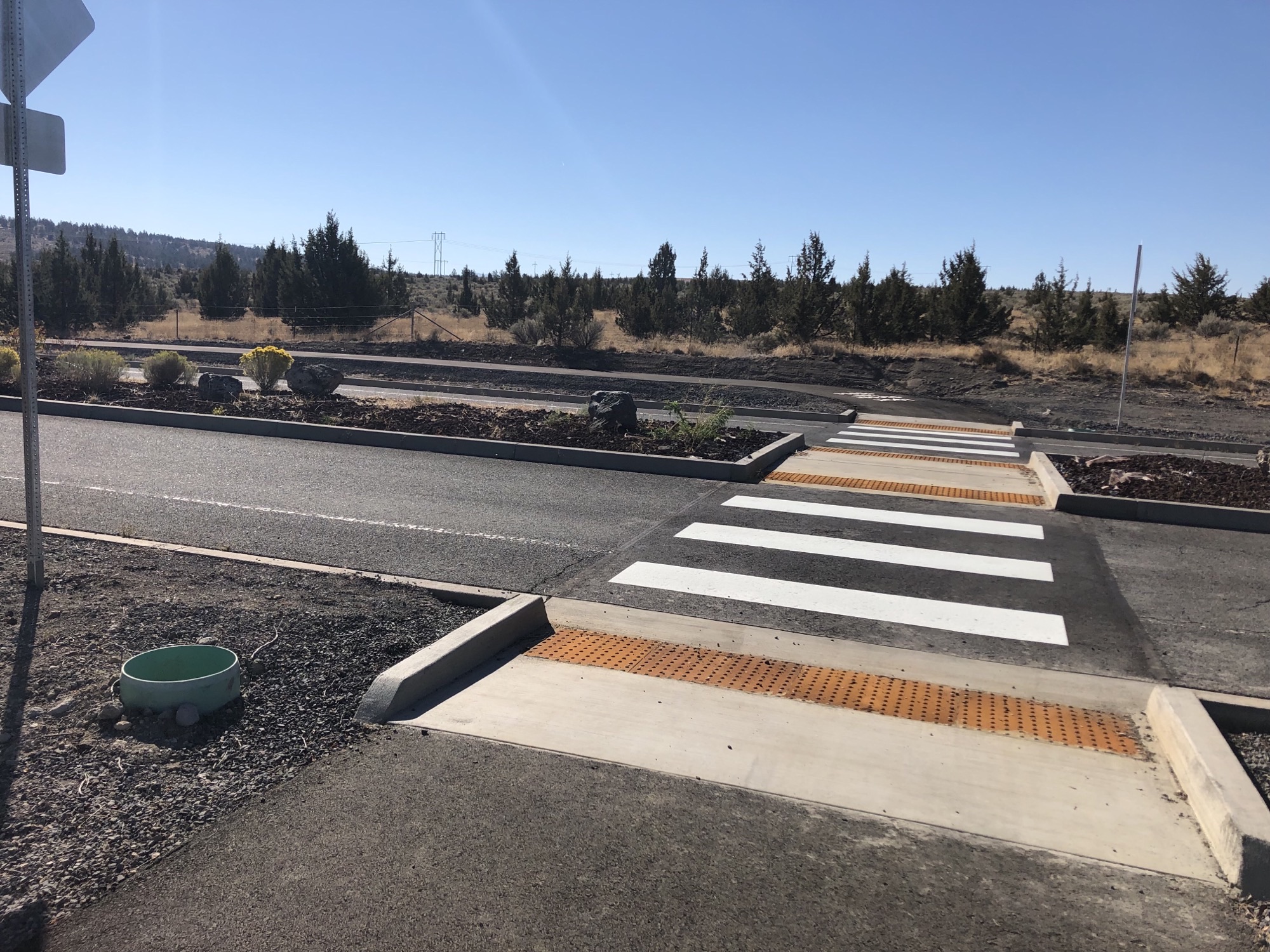Multiuse path in Madras, Oregon