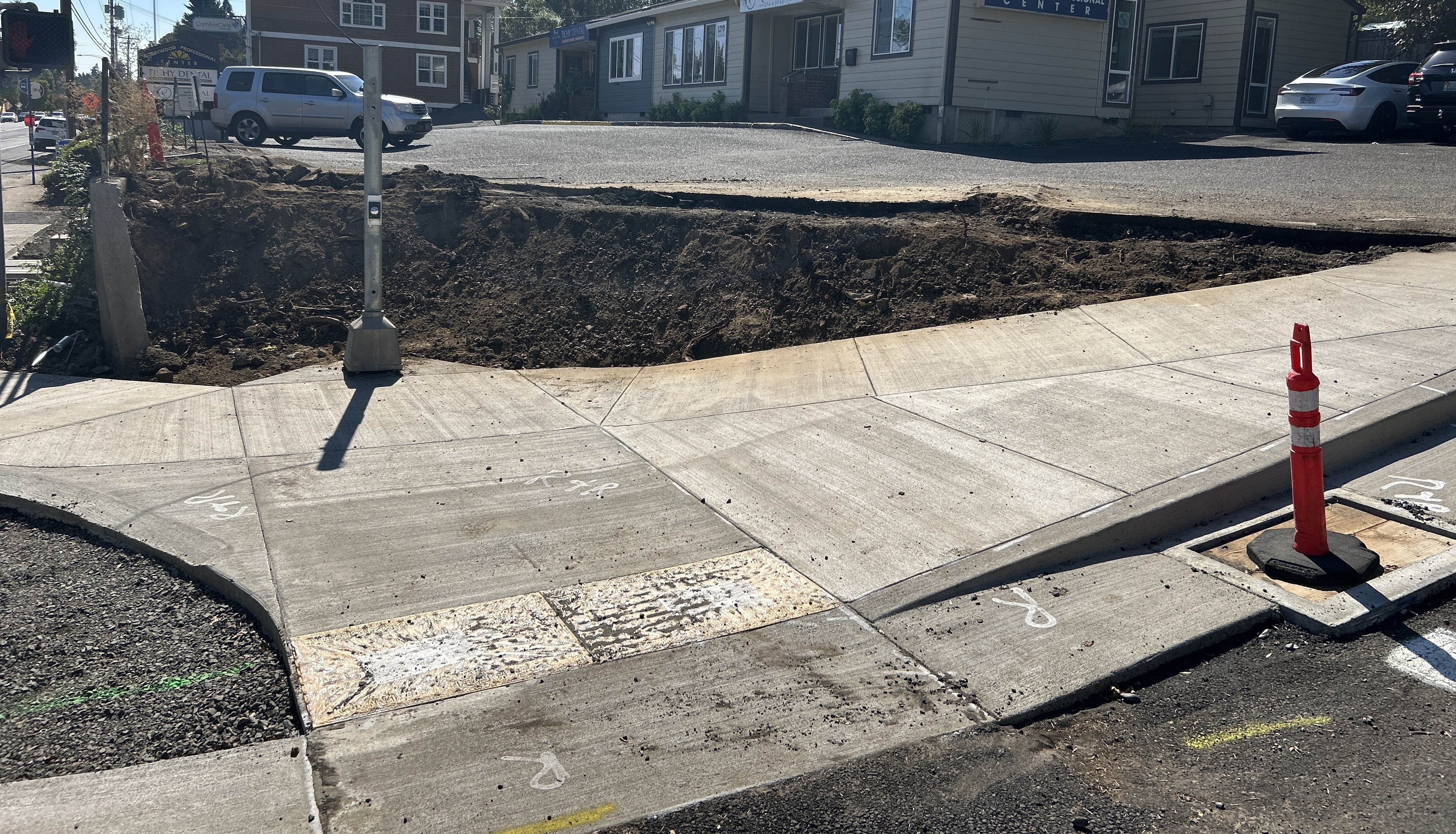 New curb ramp and push button