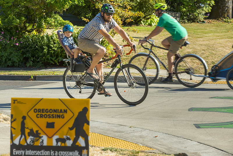 Fanilies biking