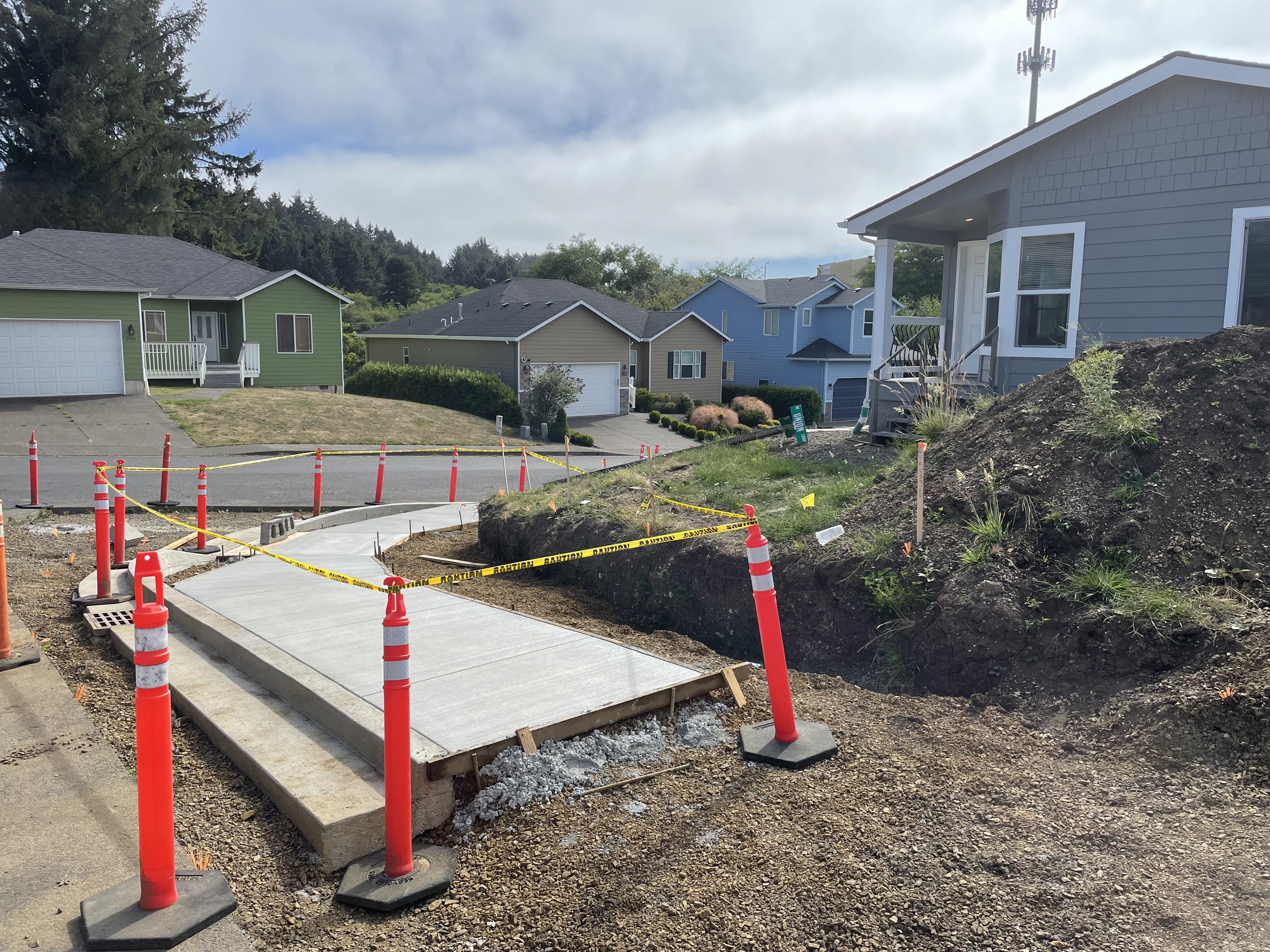 photo of a construction site for a single-family home