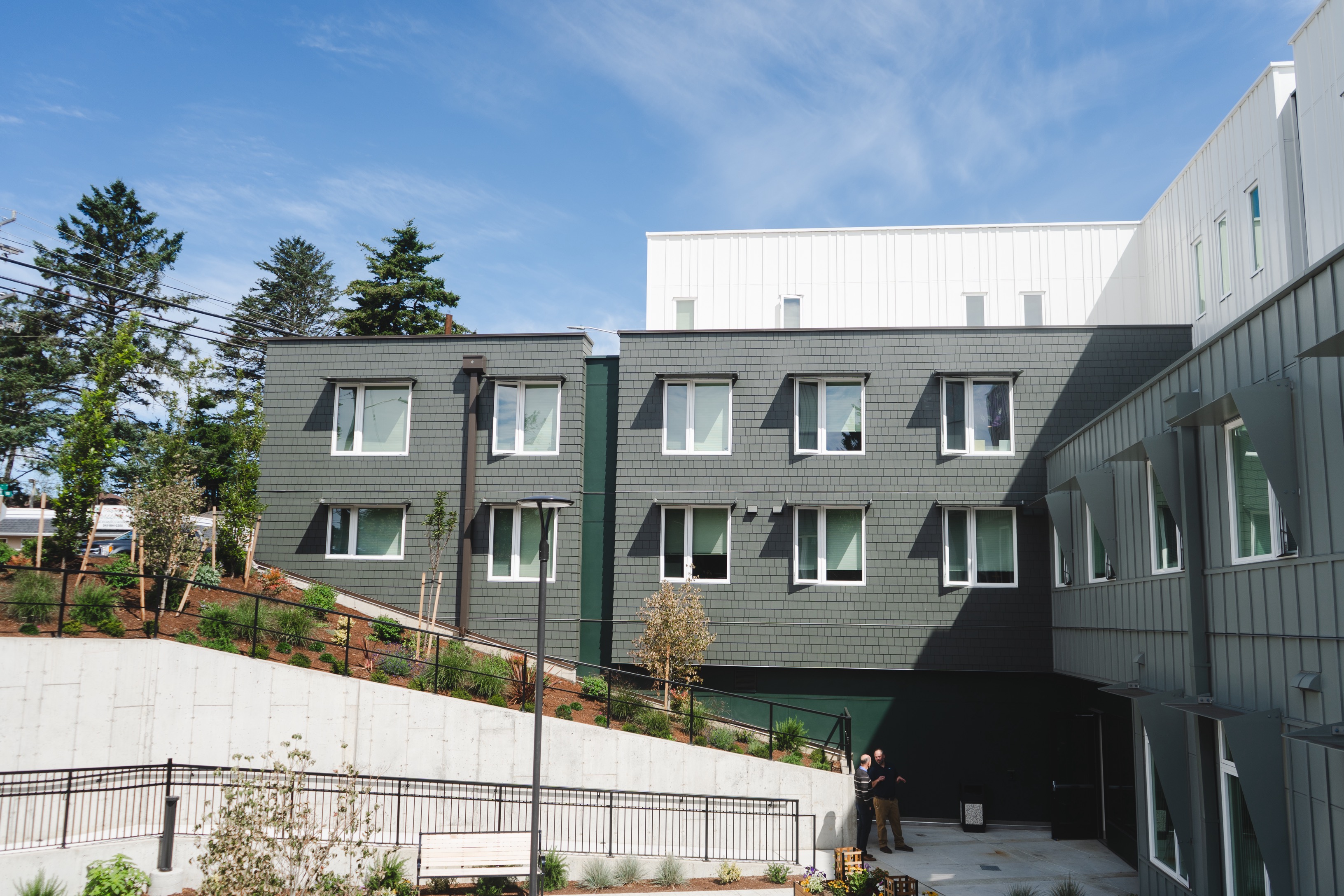 photo of a multi-story apartment building