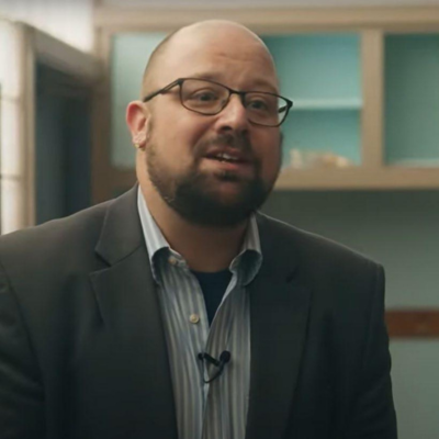 Profile photo of Matthew Vordestrasse