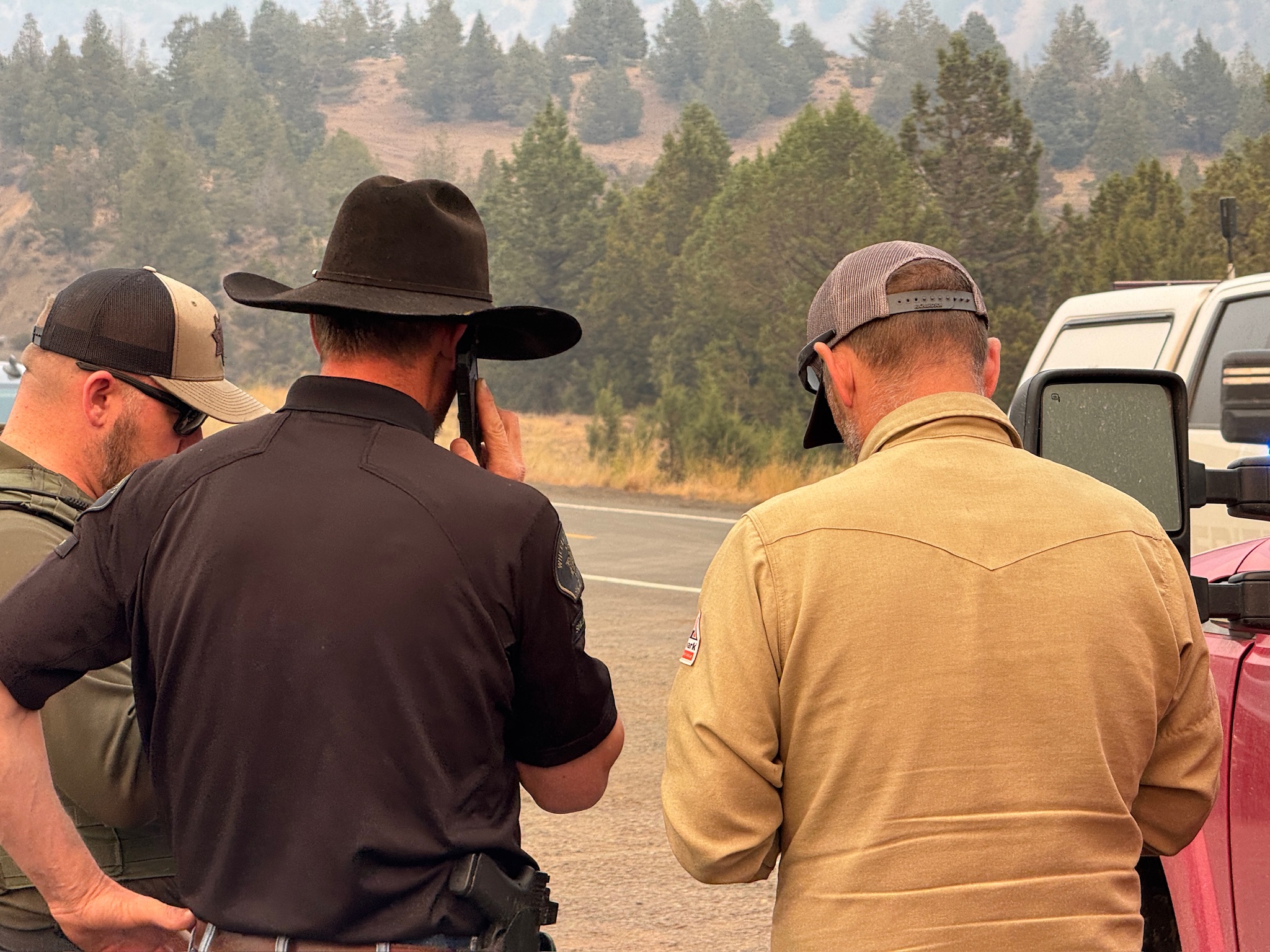 Rowe Creek wildfire operations scene 4