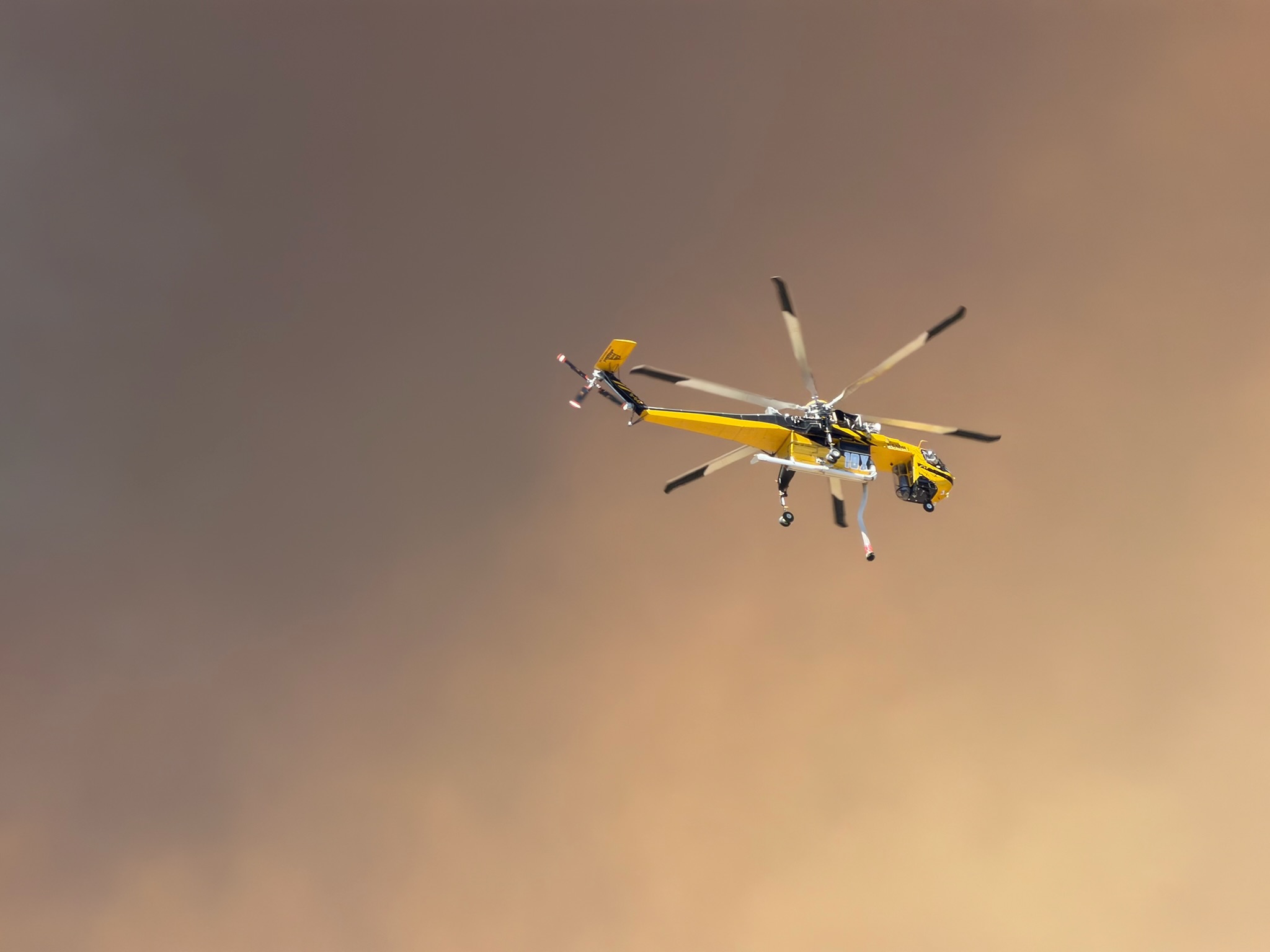 Rowe Creek wildfire operations scene 15